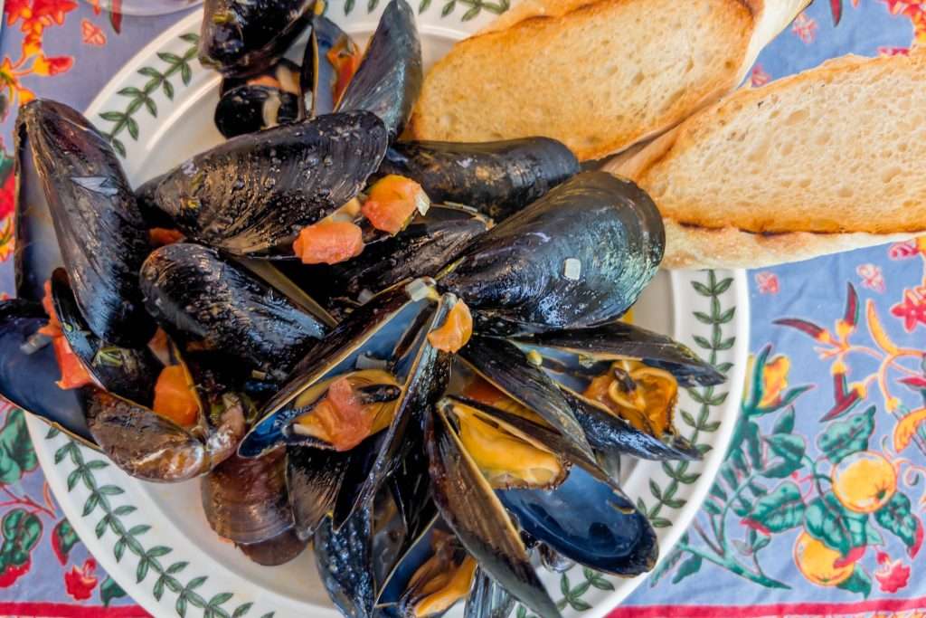 Moules Provençal Plated